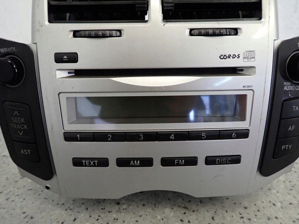 TOYOTA YARIS II 06-09 RADIO FABRYCZNE EUROPA 2/15