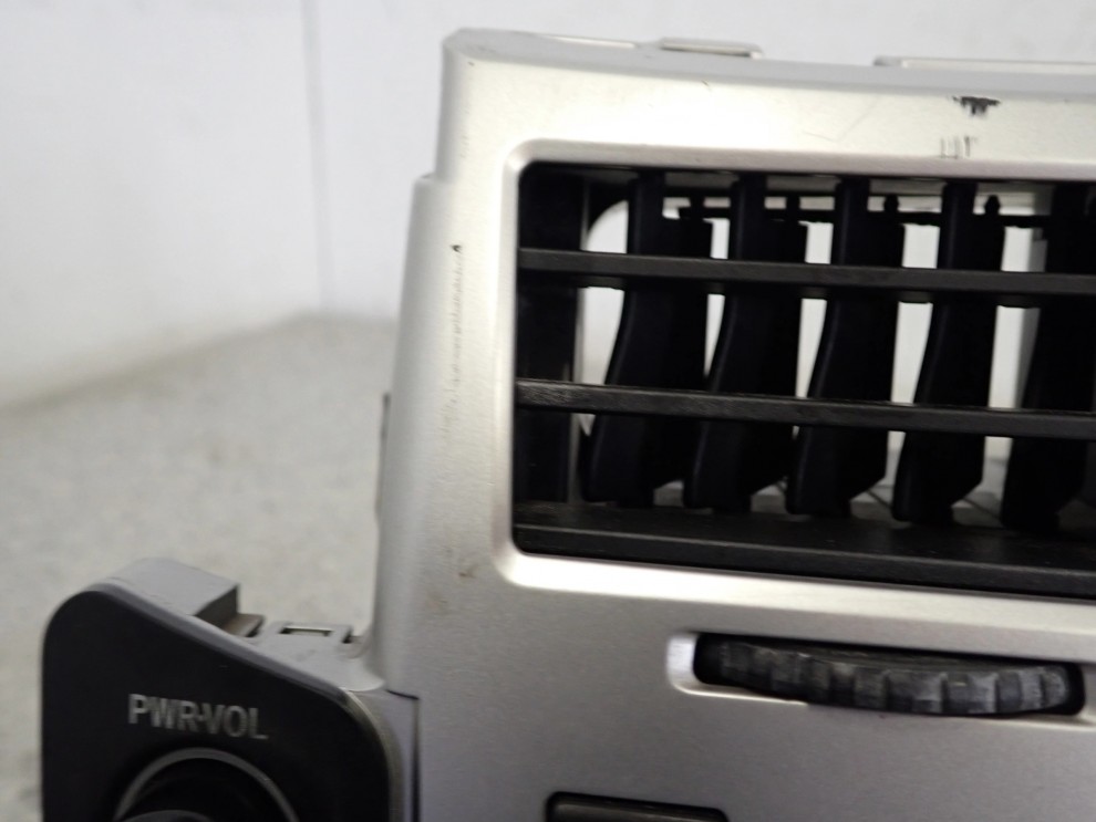 TOYOTA YARIS II 06-09 RADIO FABRYCZNE EUROPA 8/15