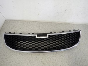 CHEVROLET ORLANDO 10-18 ATRAPA PRZÓD GRILL KRATA WLOTU POWIETRZA 3/9 MINIATURA