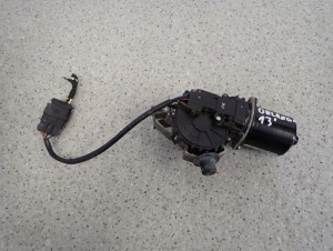 CHEVROLET ORLANDO 10- SILNICZEK WYCIERACZEK PRZEDNICH 1/4 MINIATURA