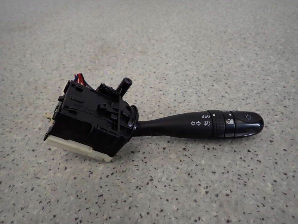 SUZUKI ALTO NISSAN PIXO 09- PRZEŁĄCZNIK ŚWIATEŁ 4/6