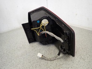 CHEVROLET ORLANDO 10- LAMPA TYLNA LEWA ZEWNĘTRZNA 7/7 MINIATURA