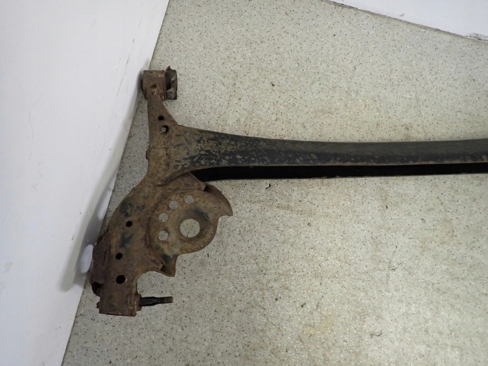 TOYOTA YARIS I 99- BELKA ZAWIESZENIA TYLNEGO GOŁA 11/14