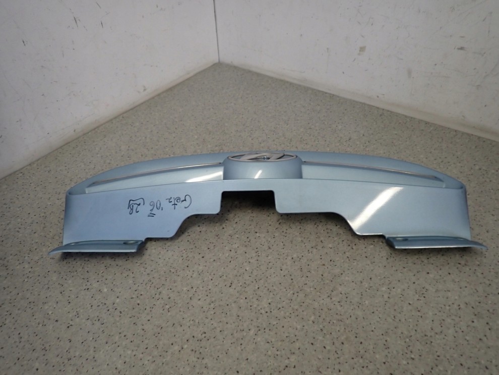 HYUNDAI GETZ 06- ATRAPA CHŁODNICY KRATA WLOTU 2B 4/8