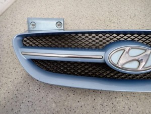 HYUNDAI GETZ 06- ATRAPA CHŁODNICY KRATA WLOTU 2B 2/8 MINIATURA