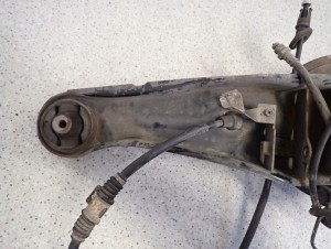 MITSUBISHI LANCER 04-08 ZWROTNICA TYLNA LEWA 5/7 MINIATURA