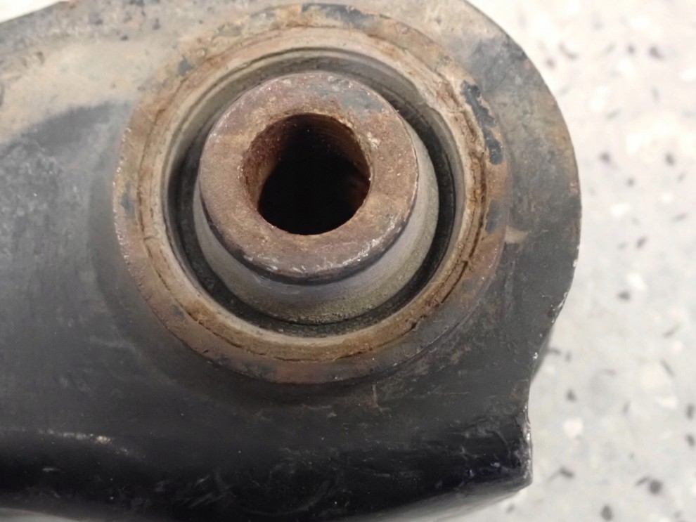 MITSUBISHI LANCER 04-08 WAHACZ TYLNY LEWY 6/8