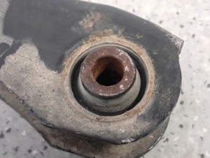 MITSUBISHI LANCER 04-08 WAHACZ TYLNY LEWY 8/8 MINIATURA