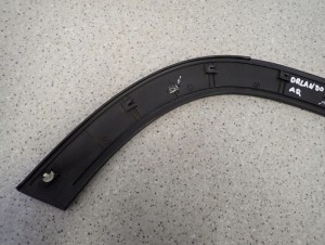CHEVROLET ORLANDO 10- LISTWA BŁOTNIKA TYLNA PRAWA 3/9 MINIATURA