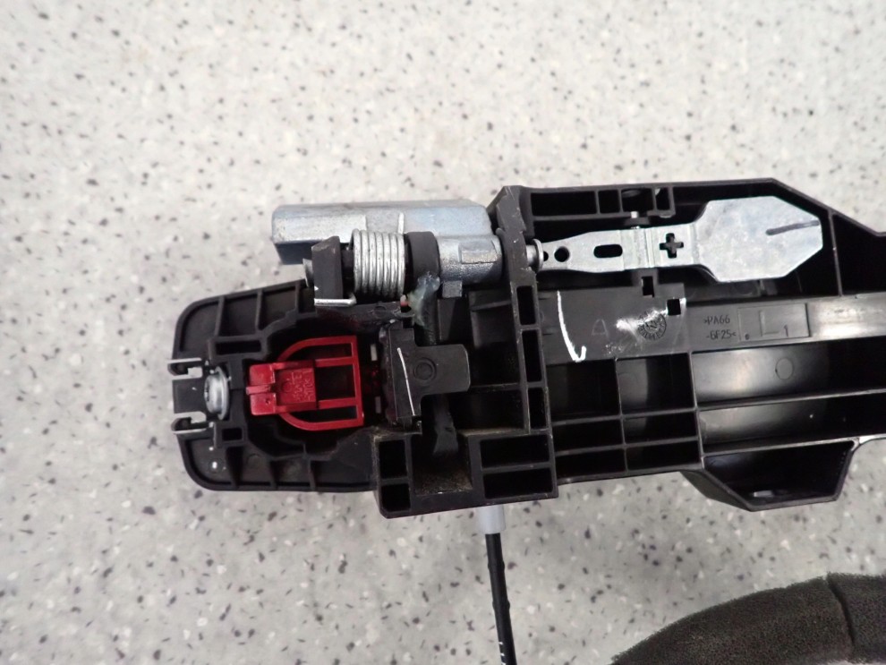 NISSAN MICRA K13 10-16 KLAMKA DRZWI TYLNA LEWA AY4 5/6