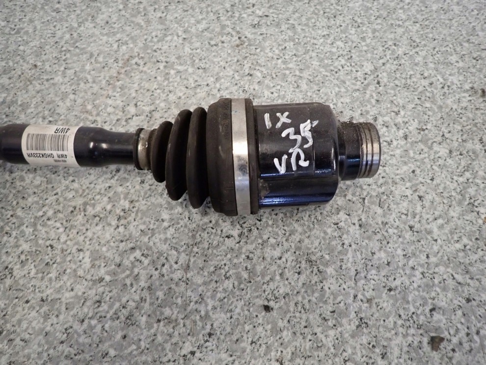 HYUNDAI IX35 PÓŁOŚ PRZEDNIA PRAWA NAPĘD WODOROWY 495014W000 3/10