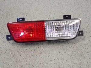 CHEVROLET ORLANDO 10- LAMPA PRZECIWMGIELNA TYLNA EUROPA 1/6 MINIATURA