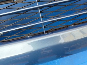 TOYOTA YARIS II 06-09 ZDERZAK PRZEDNI 8T1 5/16 MINIATURA