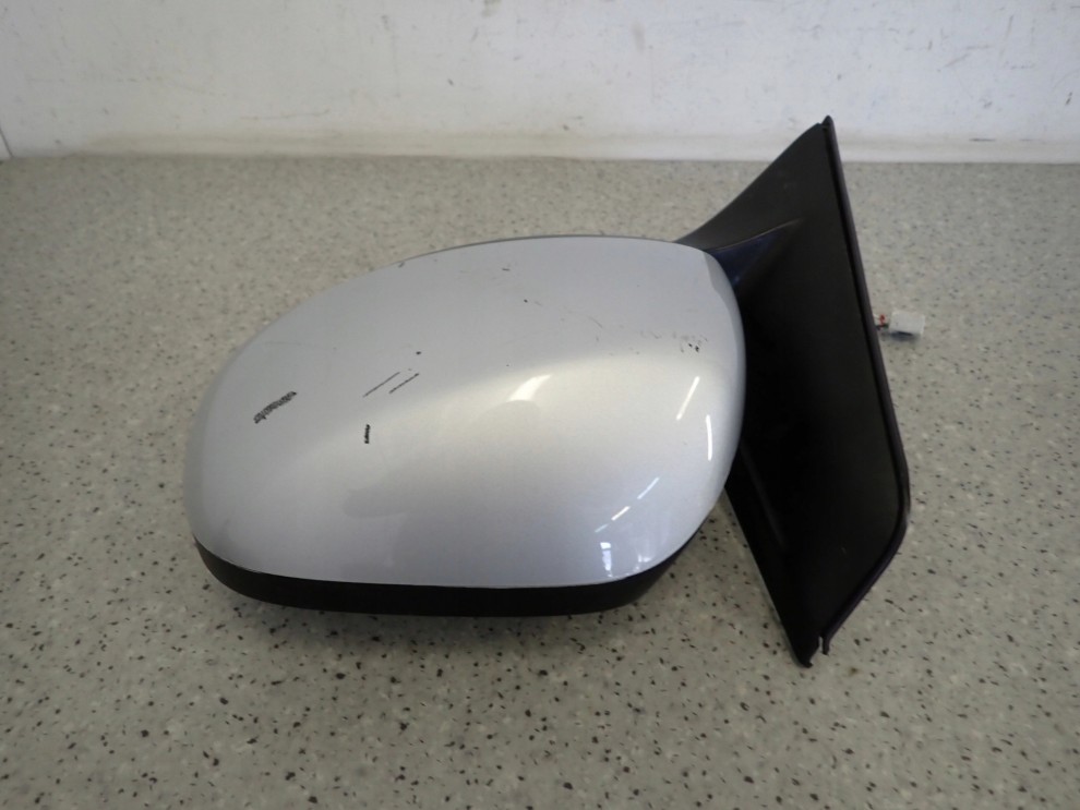 SUZUKI SX4 06-13 LUSTERKO LEWE SREBRNE EUROPA 8/11