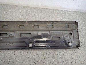 MAZDA 5 05- LISTWA 0SŁONA PROWADNICY DRZWI TYLNA PRAWA 6/6 MINIATURA