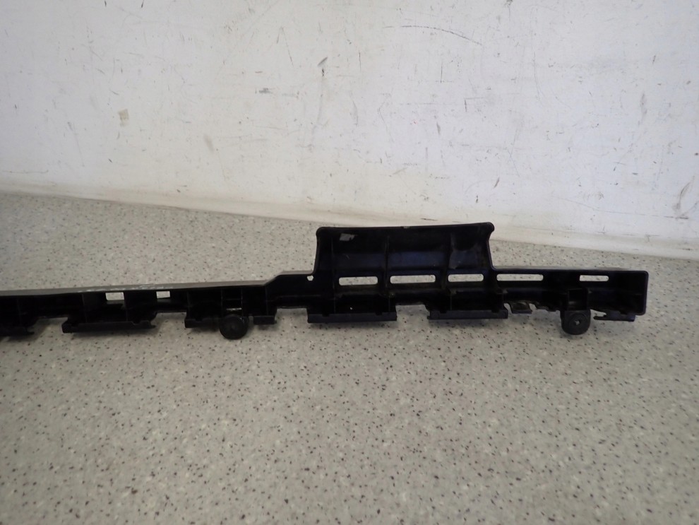 CHEVROLET ORLANDO 10- ŚLIZG ZDERZAKA TYLNY LISTWA 7/8