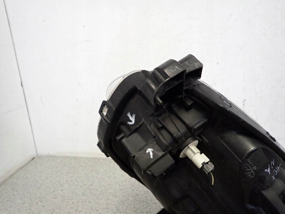 NISSAN MICRA K13 10- REFLEKTOR PRAWY LAMPA PRZEDNIA PRAWA 13/14