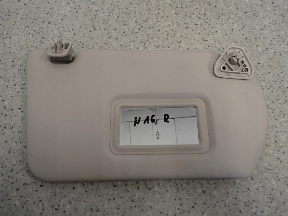 NISSAN ALMERA N16 00-06 DASZEK PRZECIWSŁONECZNY PRAWY 2/3