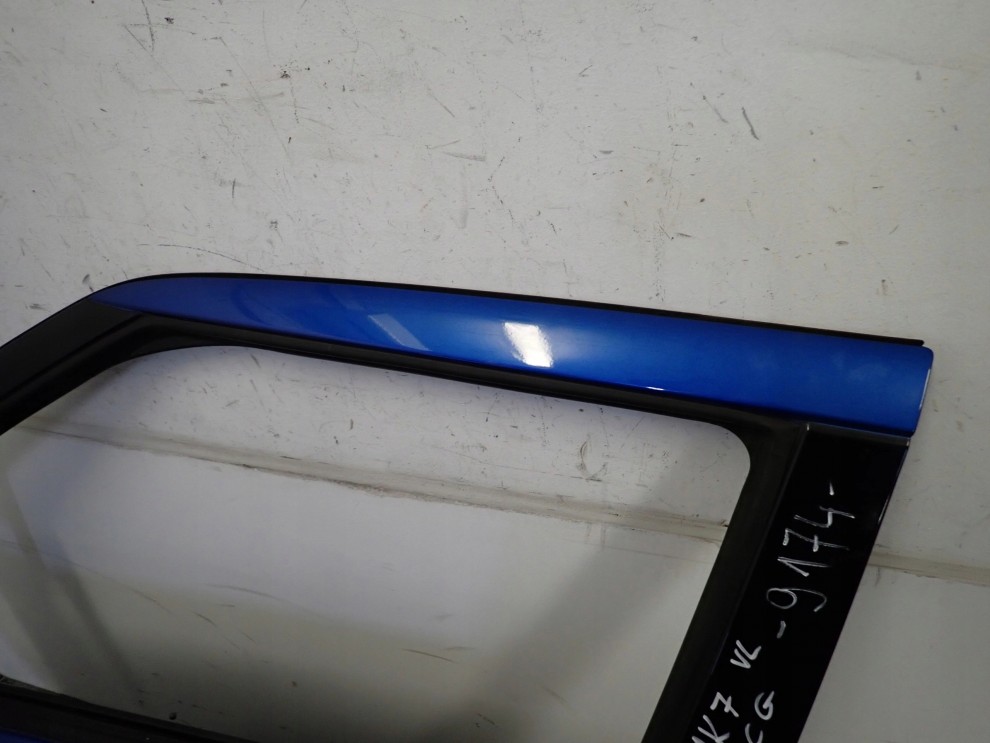 SUZUKI SWIFT MK7 5d 10-16 DRZWI PRZEDNIE LEWE ZCG 2/10