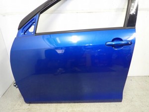 SUZUKI SWIFT MK7 5d 10-16 DRZWI PRZEDNIE LEWE ZCG 5/10 MINIATURA