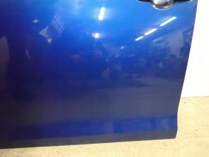 SUZUKI SWIFT MK7 5d 10-16 DRZWI PRZEDNIE LEWE ZCG 7/10 MINIATURA