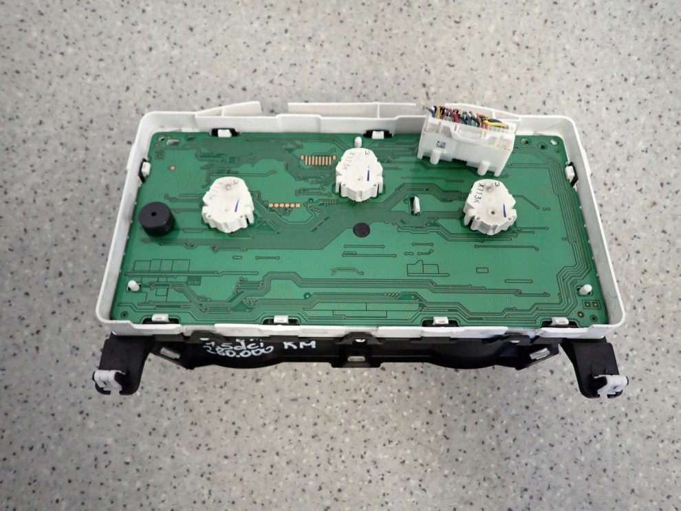 NISSAN NOTE E11 06-12 1.5 DCI LICZNIK ZEGARY BH13B 5/7