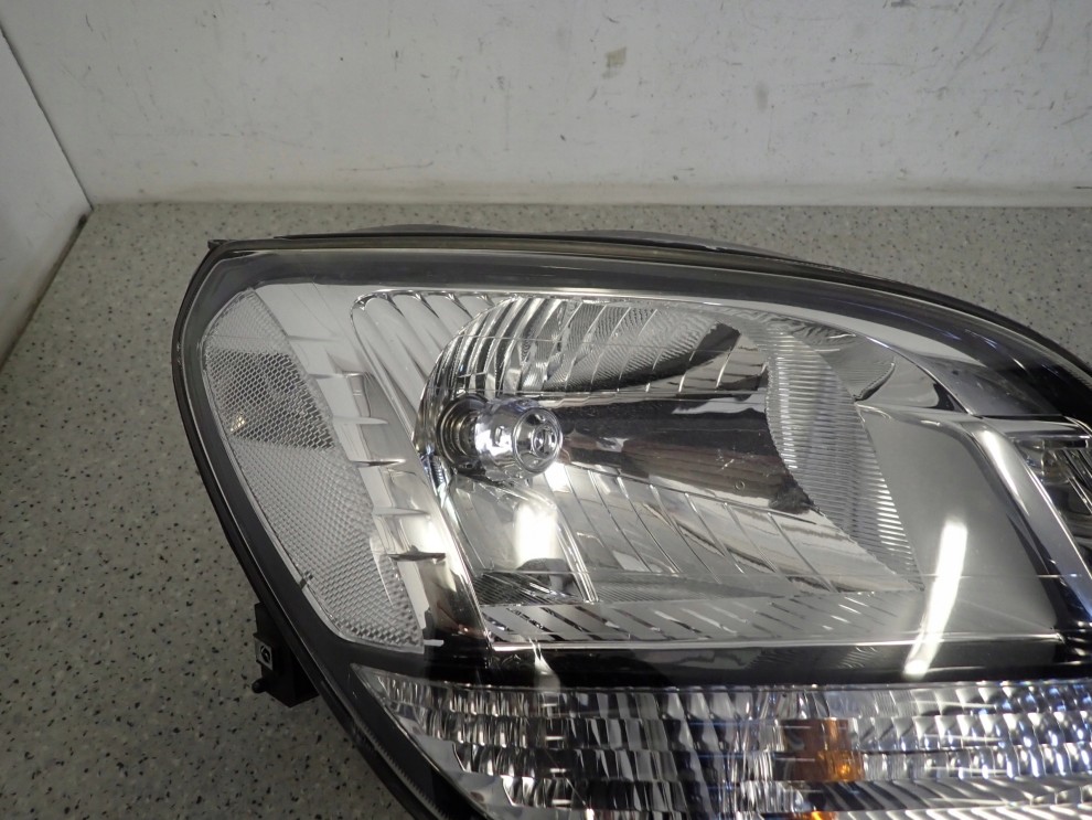 CHEVROLET ORLANDO 10- LAMPA PRZEDNIA PRAWA REFLEKTOR PRAWY 3/16