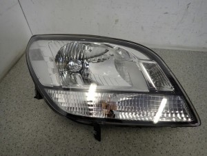 CHEVROLET ORLANDO 10- LAMPA PRZEDNIA PRAWA REFLEKTOR PRAWY 1/16 MINIATURA