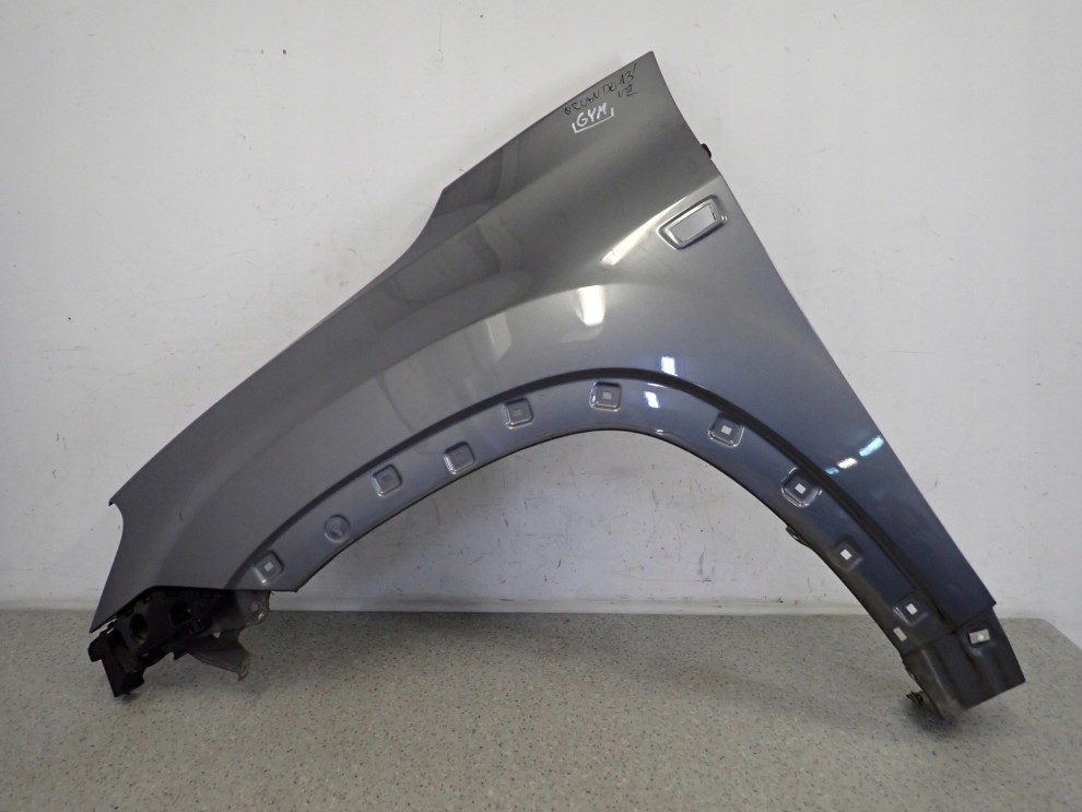 CHEVROLET ORLANDO 10- BŁOTNIK PRZEDNI LEWY GYM 1/9