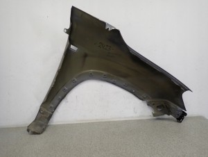 CHEVROLET ORLANDO 10- BŁOTNIK PRZEDNI LEWY GYM 8/9 MINIATURA