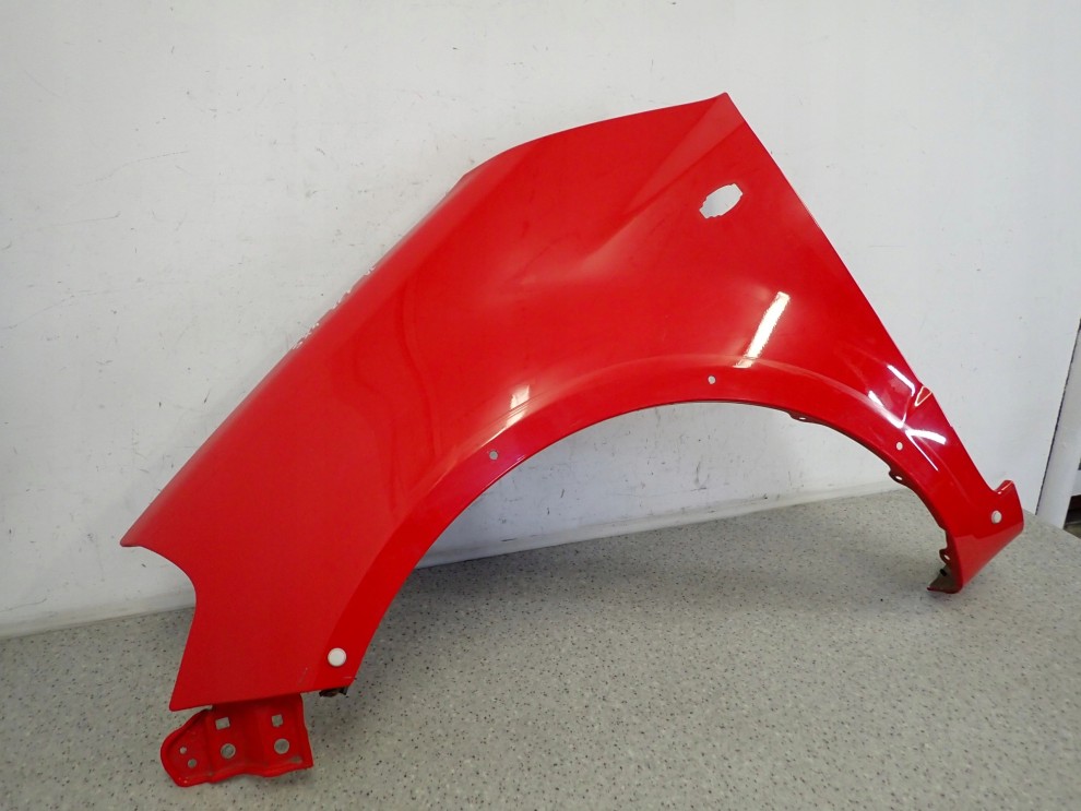 SUZUKI SX4 06-12 BŁOTNIK PRZEDNI LEWY ZCF 2/10