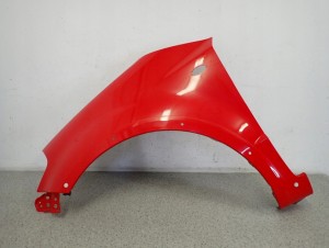 SUZUKI SX4 06-12 BŁOTNIK PRZEDNI LEWY ZCF