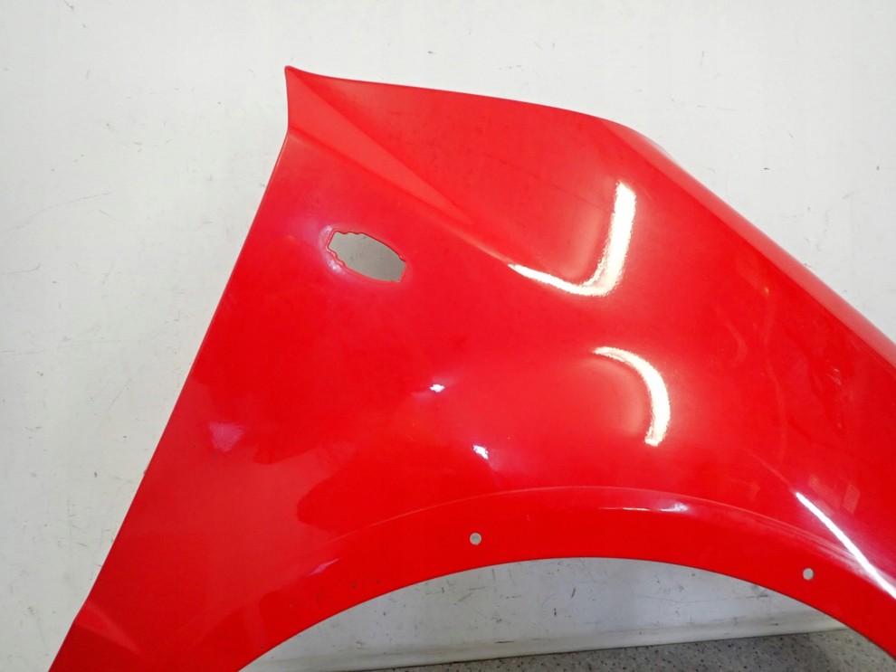 SUZUKI SX4 06-12 BŁOTNIK PRZEDNI PRAWY ZCF 8/14