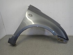 SUZUKI SWIFT MK6 05-09 BŁOTNIK PRZEDNI PRAWY ZCD