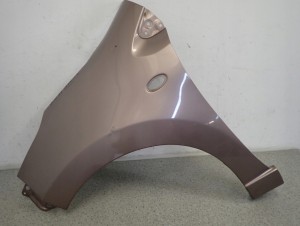 SUZUKI ALTO NISSAN PIXO 09-14 BŁOTNIK PRZEDNI LEWY ZKW