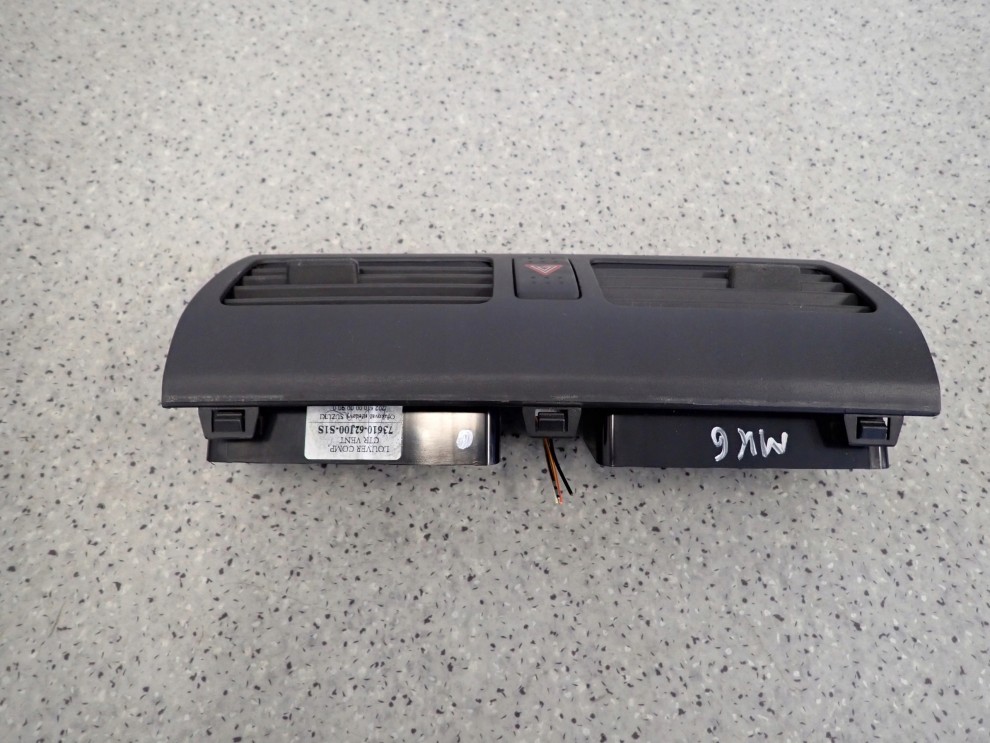 SUZUKI SWIFT 04- KRATKA NAWIEWU ŚRODKOWA RADIA 5/7