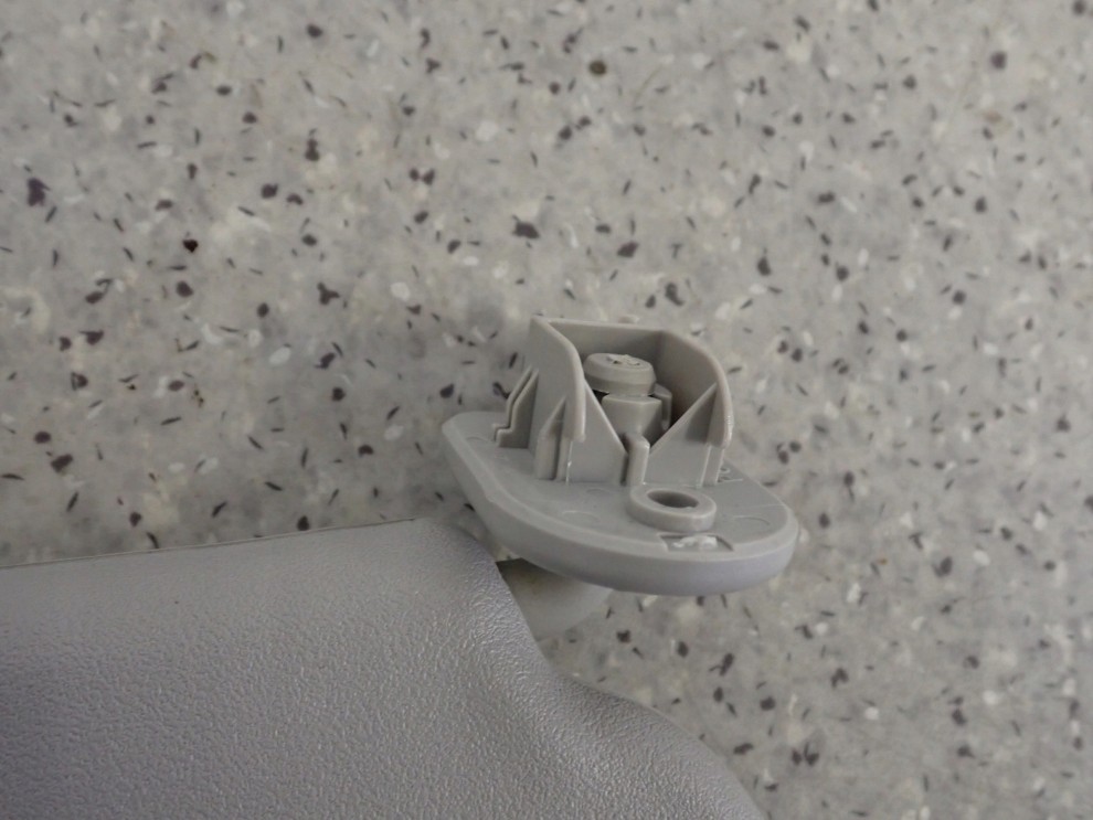 SUZUKI SWIFT MK6 05-09 DASZEK PRZECIWSŁONECZNY LEWY 3/5