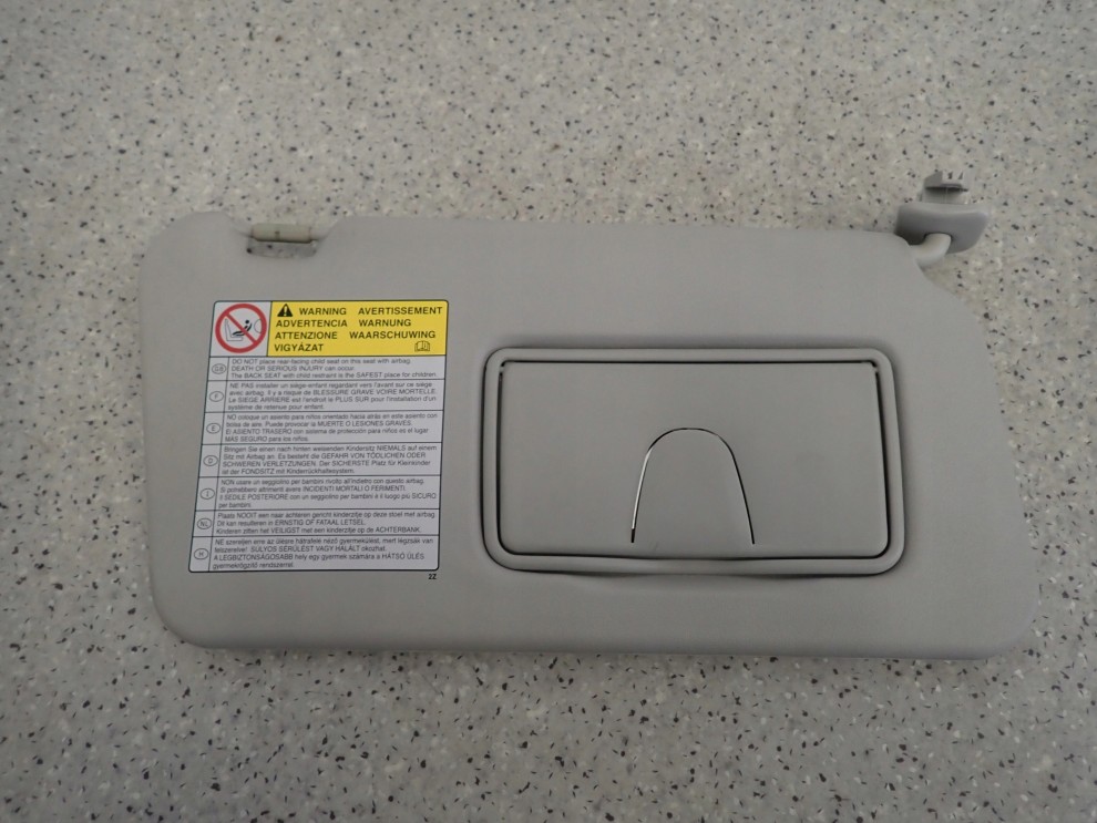 SUZUKI SWIFT MK6 05-09 DASZEK PRZECIWSŁONECZNY PRAWY 1/5