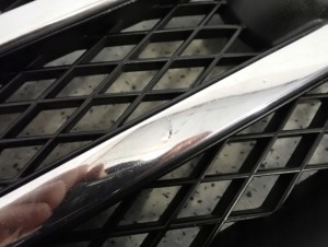 KIA CARENS III 06- ATRAPA GRILL KRATA WLOTU 5/12 MINIATURA