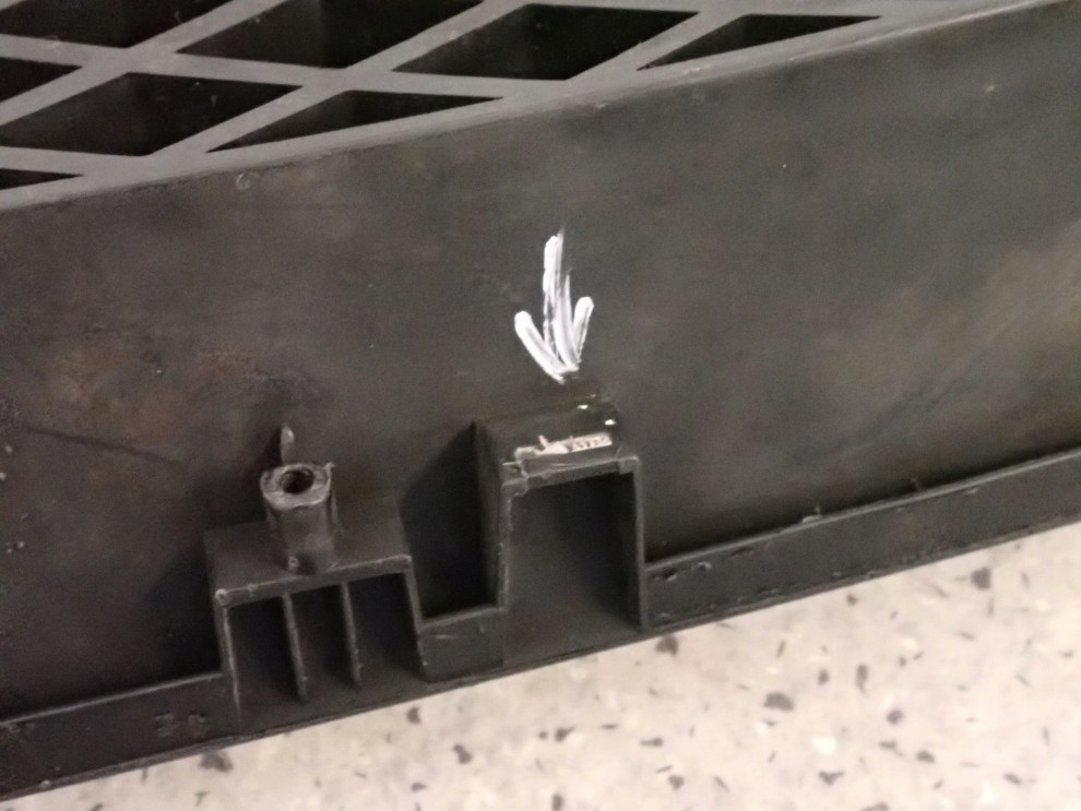 KIA CARENS III 06- ATRAPA GRILL KRATA WLOTU 6/6