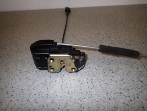 NISSAN MICRA K12 03-10 ZAMEK DRZWI TYLNY LEWY 7/7 MINIATURA