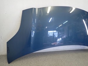 TOYOTA YARIS II 06-11 MASKA POKRYWA SILNIKA 8T1 2/10 MINIATURA