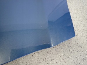 TOYOTA YARIS II 06-11 MASKA POKRYWA SILNIKA 8T1 8/10 MINIATURA