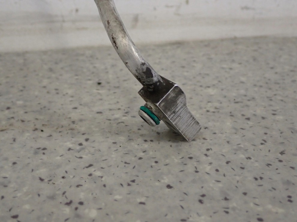 SUZUKI WAGON R+ 00- 1.3i PRZEWÓD KLIMATYZACJI 2/6