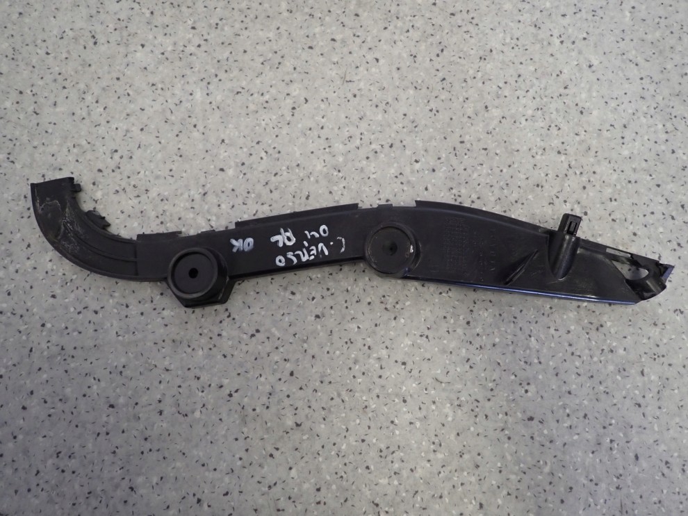 TOYOTA COROLLA VERSO 04-07 ŚLIZG TYLNY LEWY NA BŁOTNIK 1/4