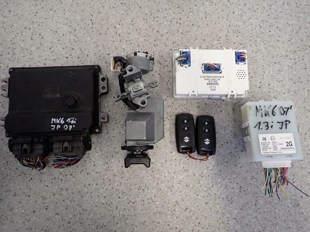 SUZUKI SWIFT 1.3i 07-09 ZESTAW STARTOWY KOMPUTER STACYJKA 33920-73KM 1/6