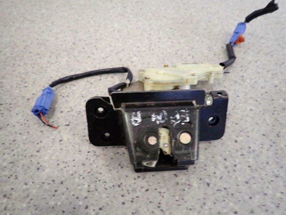 HONDA CIVIC EP VII 3d 01-05 ZAMEK KLAPY SIŁOWNIK 3/5