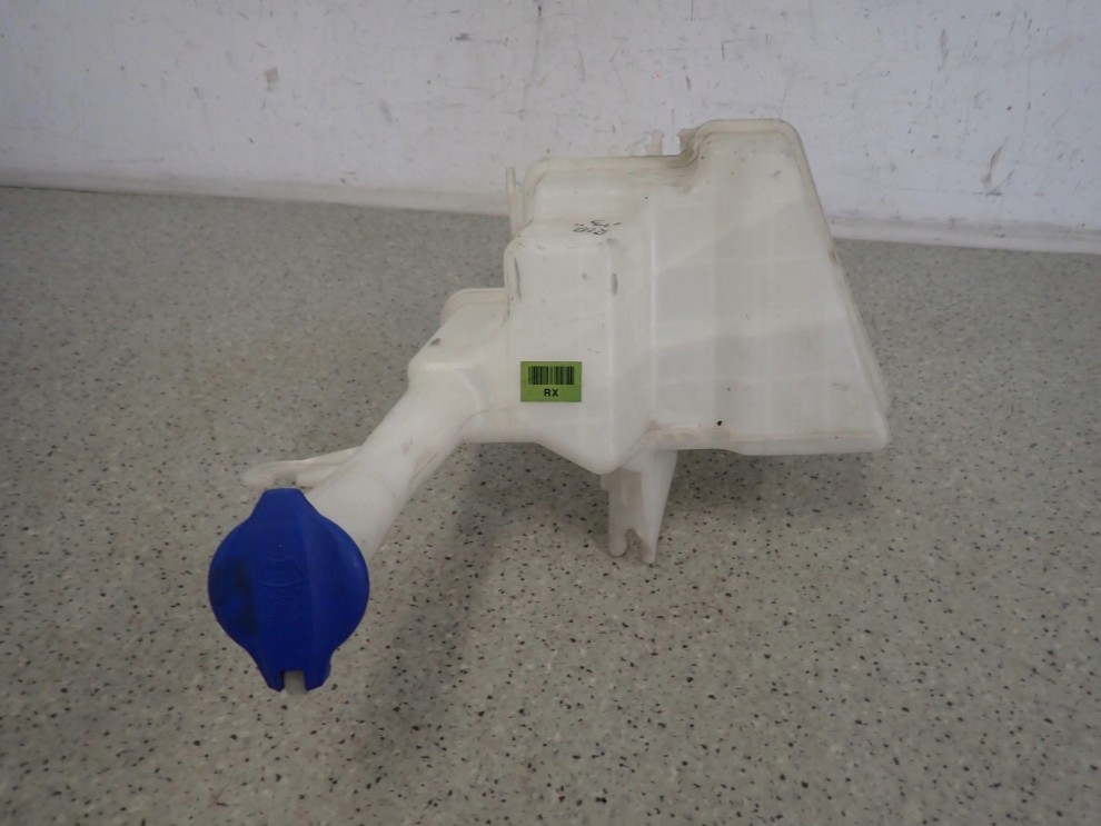 KIA RIO IIi 11-14 ZBIORNICZEK PŁYNU DO SPRYSKIWACZY 5/8