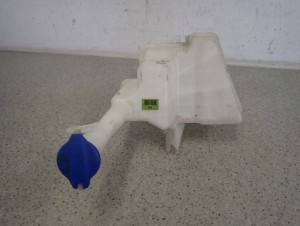 KIA RIO IIi 11-14 ZBIORNICZEK PŁYNU DO SPRYSKIWACZY 5/8 MINIATURA