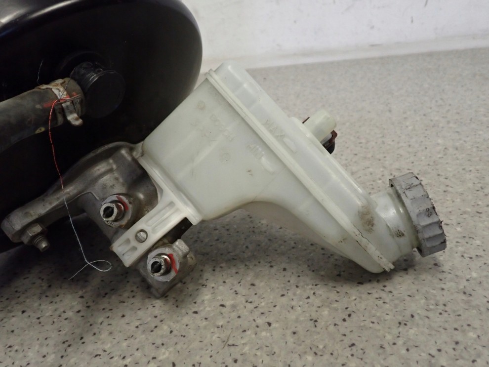 SUZUKI SWIFT MK6 04- SERWO HAMULCOWE POMPA 4/6